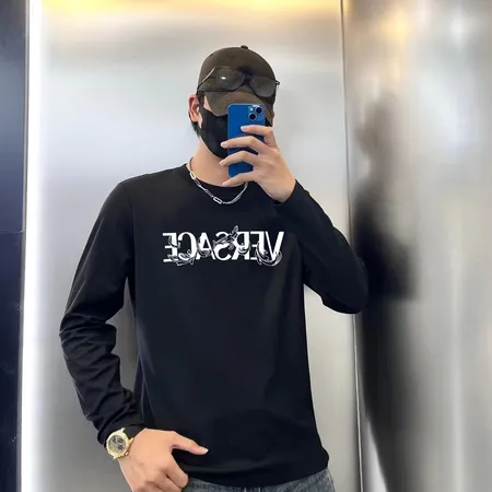 ヴェルサーチ Tシャツ