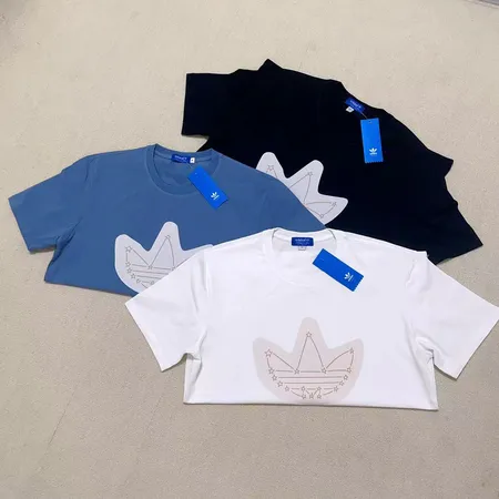 アディダス Tシャツ