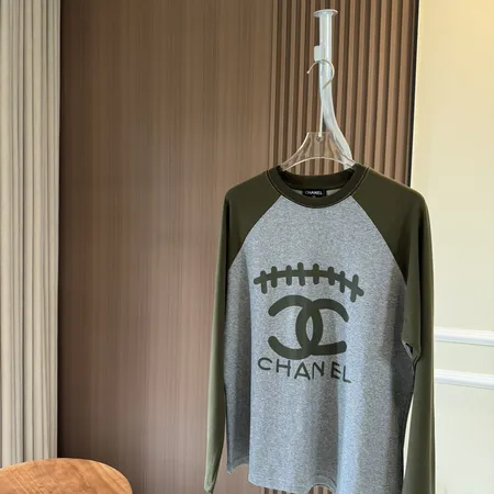 シャネル パーカー