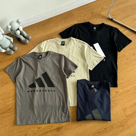 アディダス Tシャツ