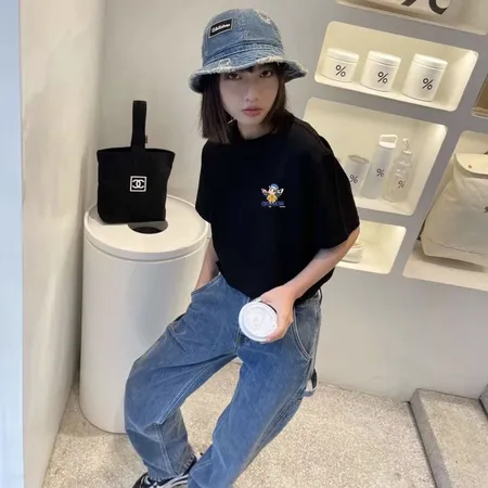 アディダス Tシャツ