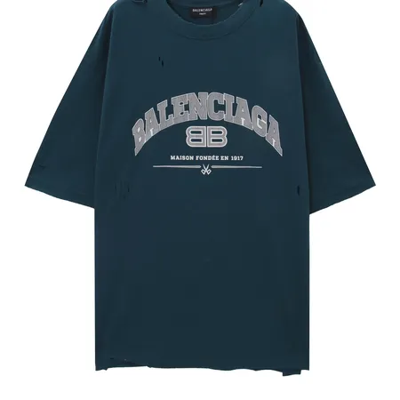 バレンシアガ Tシャツ