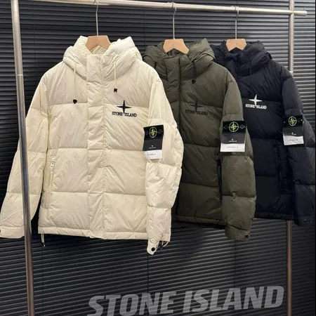 フェラガモ ダウンジャケット