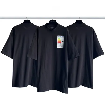 バレンシアガ Tシャツ