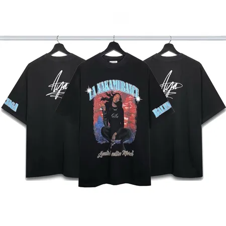 バレンシアガ Tシャツ