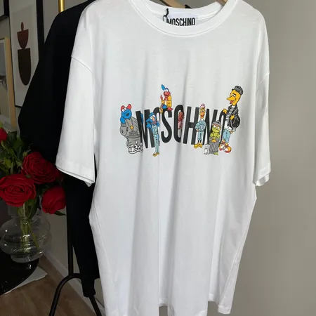 モスキーノ Tシャツ