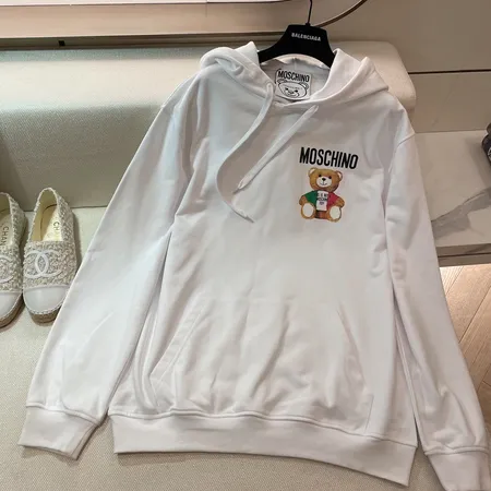 モスキーノ パーカー