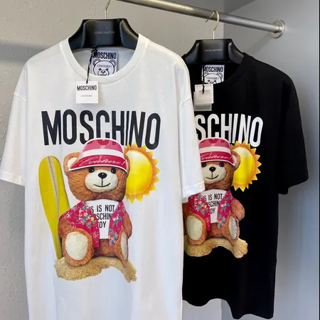 モスキーノ Tシャツ