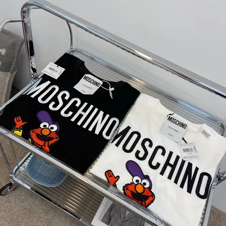 モスキーノ Tシャツ