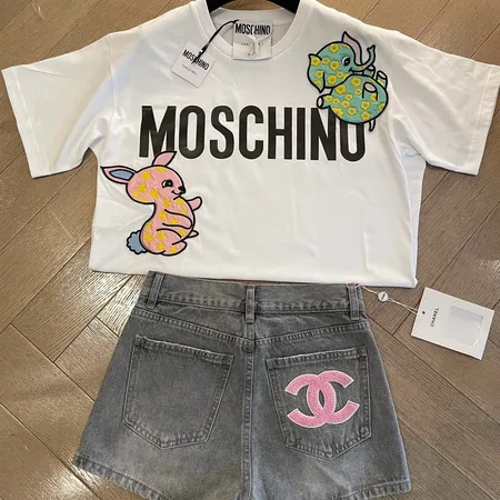 モスキーノ Tシャツ