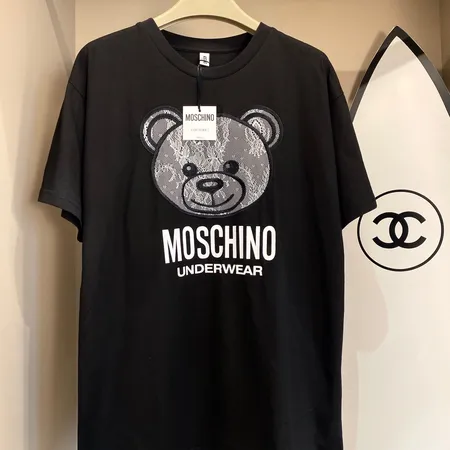 モスキーノ Tシャツ