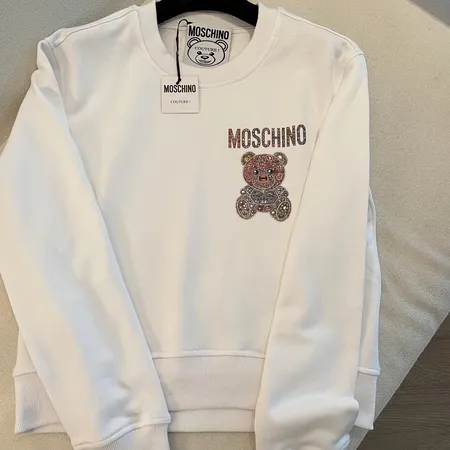 モスキーノ パーカー