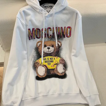 モスキーノ パーカー