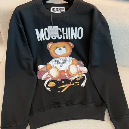 モスキーノ パーカー