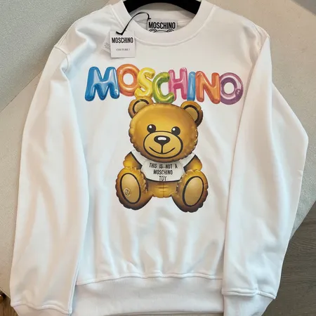 モスキーノ パーカー