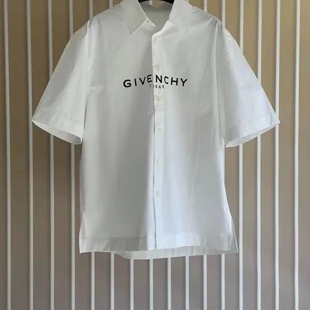 ジバンシィ シャツ