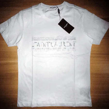 イブサンローラン Tシャツ