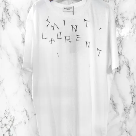 イブサンローラン Tシャツ