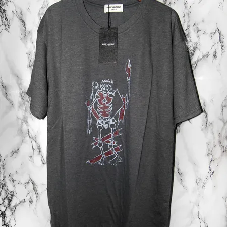 イブサンローラン Tシャツ