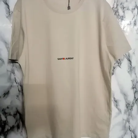 イブサンローラン Tシャツ