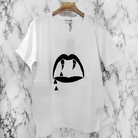 イブサンローラン Tシャツ