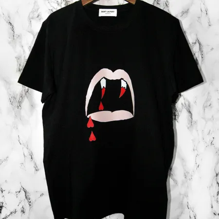 イブサンローラン Tシャツ