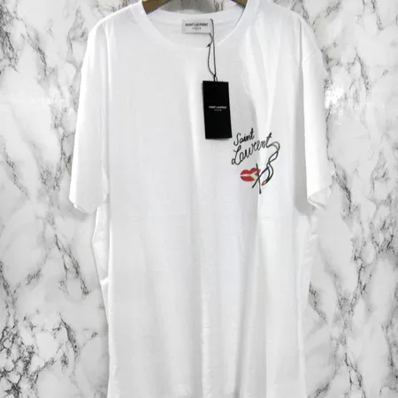 イブサンローラン Tシャツ