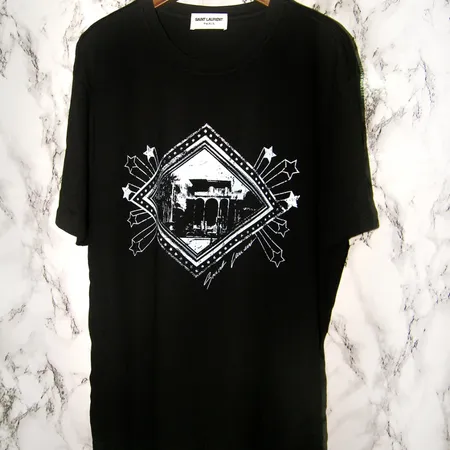 イブサンローラン Tシャツ