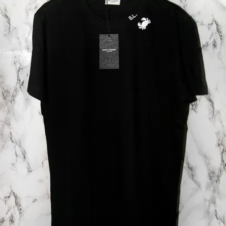 イブサンローラン Tシャツ