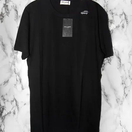 イブサンローラン Tシャツ