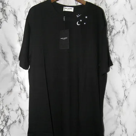 イブサンローラン Tシャツ