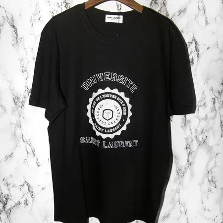 イブサンローラン Tシャツ