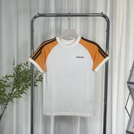 アディダス Tシャツ