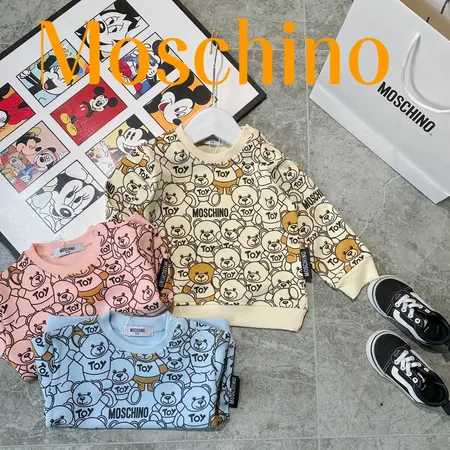 モスキーノ パーカー