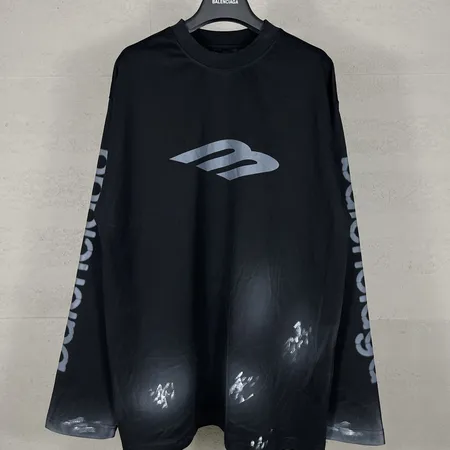 バレンシアガ パーカー