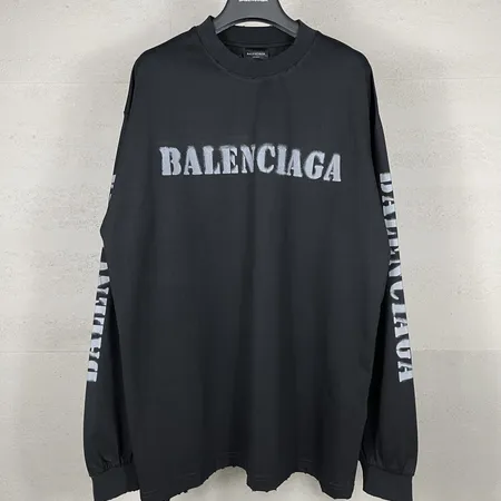 バレンシアガ パーカー