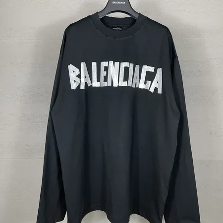 バレンシアガ パーカー