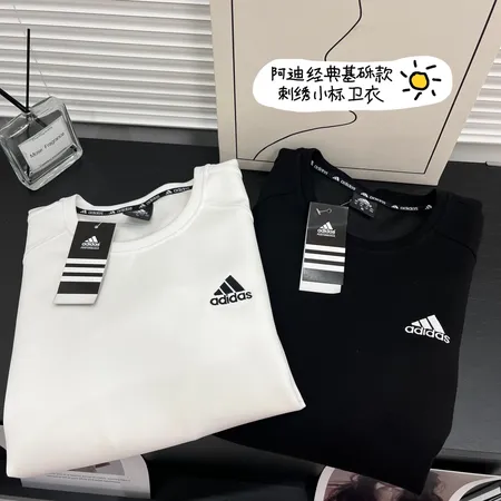 アディダス パーカー