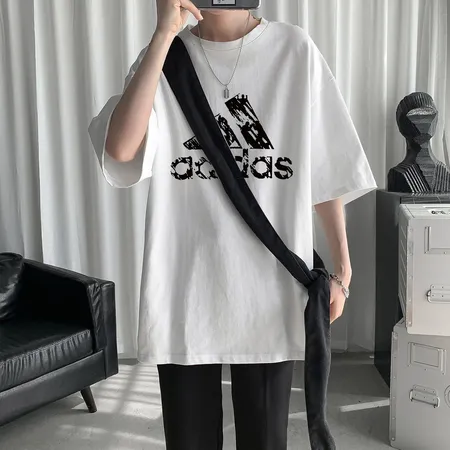 アディダス Tシャツ