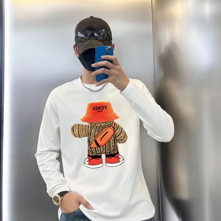 フェンディ Tシャツ