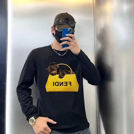 フェンディ Tシャツ