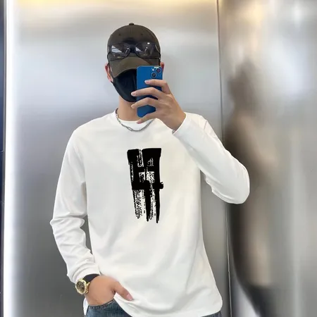 フェンディ Tシャツ