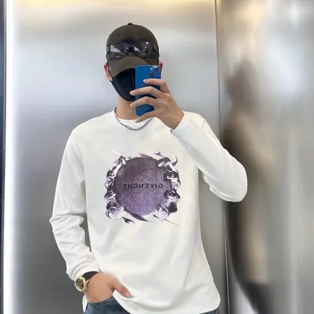 ジバンシィ Tシャツ