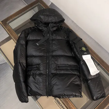 ストーンアイランド ダウンジャケット