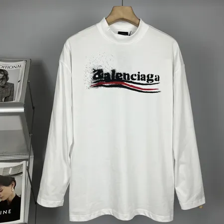 バレンシアガ Tシャツ