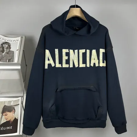 バレンシアガ パーカー