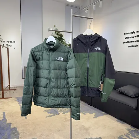 ノースフェイス ダウンジャケット