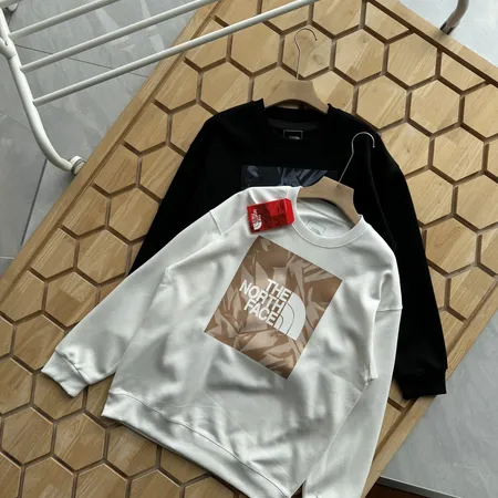 ノースフェイス パーカー