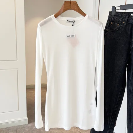 ミュウミュウ Tシャツ