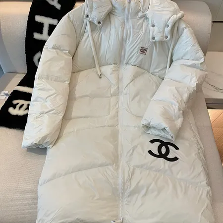 シャネル ダウンジャケット